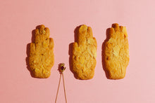 Load image into Gallery viewer, Hand Necklace