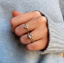 Load image into Gallery viewer, Heart Ring LGD 0.50-3ct