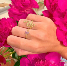 Load image into Gallery viewer, Our elegant Snake Ring has a vintage look that will make you feel fabulous without even trying. It's an everyday fashion item that goes with every item in your closet. Also a perfect match with all our other jewelry! Combined with an Amethyst Twisted Ring.