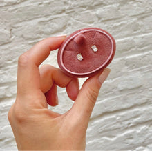 Load image into Gallery viewer, Oval Stud LGD
