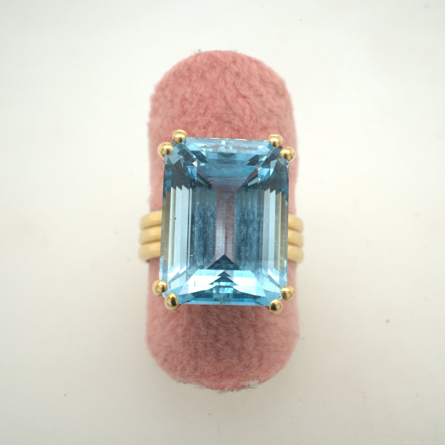 Majestic Rectangle Ring Swiss Blue Topaz Size 52