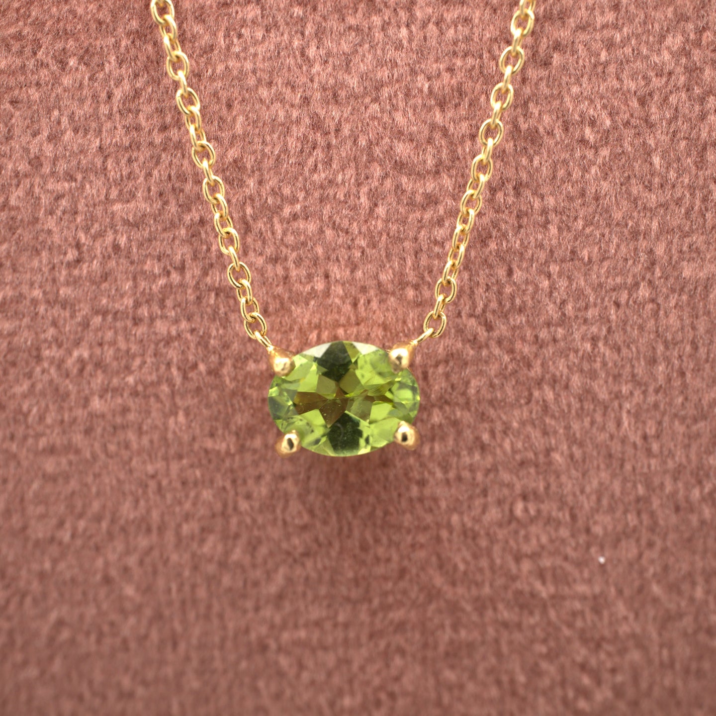 Big City Necklace Oval Horizontal Peridot